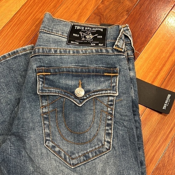 ⭐️ New True Religion Rocco Flap Relaxed Skinny Jeans Size 30/35 Long - Picture 2 of 10